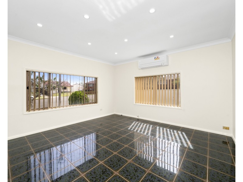 9 Sutherland Street, Canley Heights NSW 2166