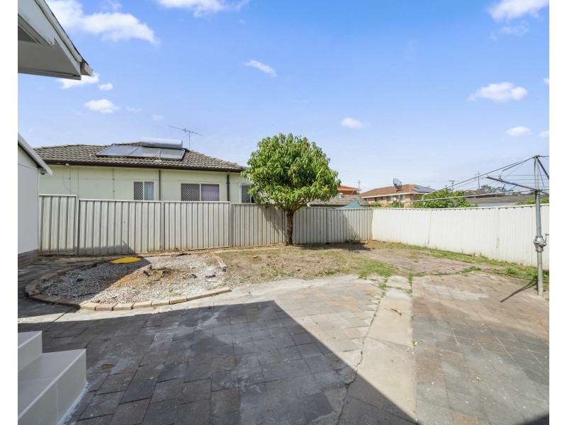 9 Sutherland Street, Canley Heights NSW 2166