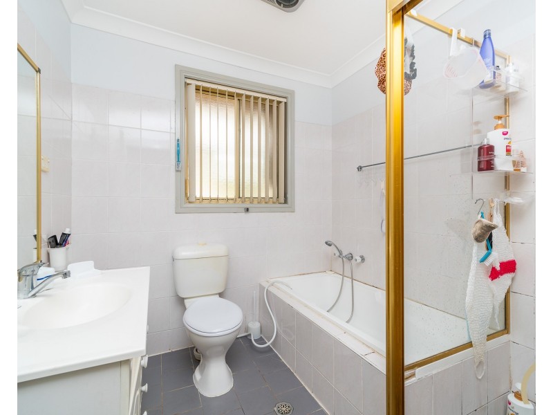 2/145 Station Street, Fairfield Heights NSW 2165