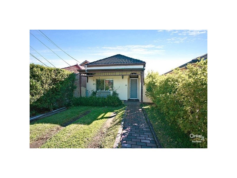 16 Reginald Street, Wareemba NSW 2046