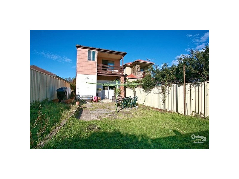 16 Reginald Street, Wareemba NSW 2046