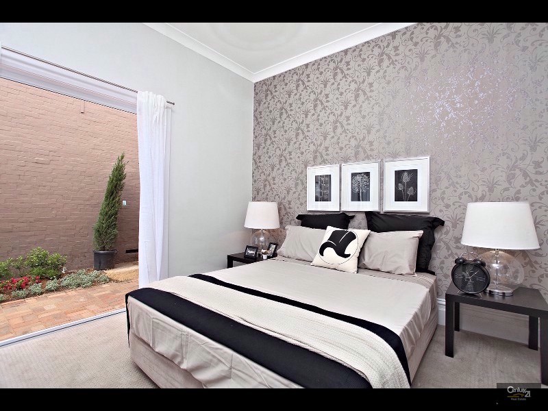 5 Frederick Street, St Peters NSW 2044
