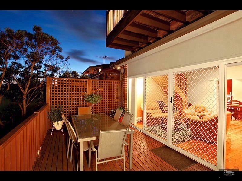 71 Clements Street, Russell Lea NSW 2046
