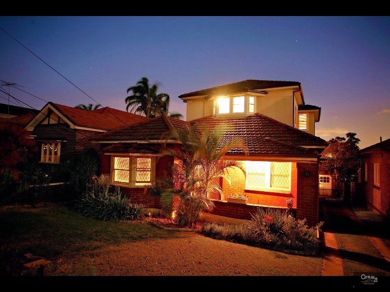 71 Clements Street, Russell Lea NSW 2046