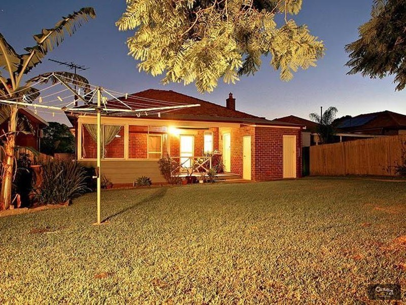 16  Rickard Street, Rodd Point NSW 2046