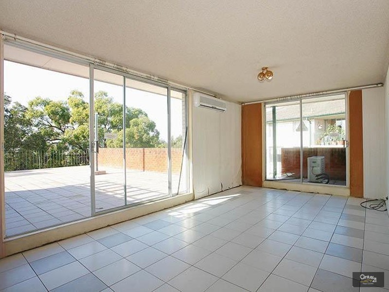 8/12 Bortfield Drive, Chiswick NSW 2046