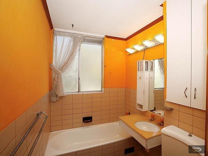 8/12 Bortfield Drive, Chiswick NSW 2046