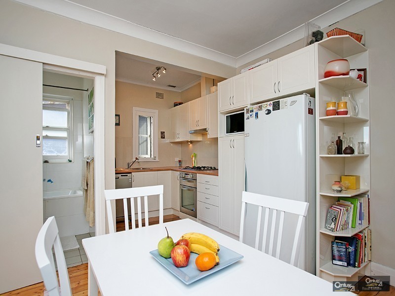 266  Lyons Road, Russell Lea NSW 2046