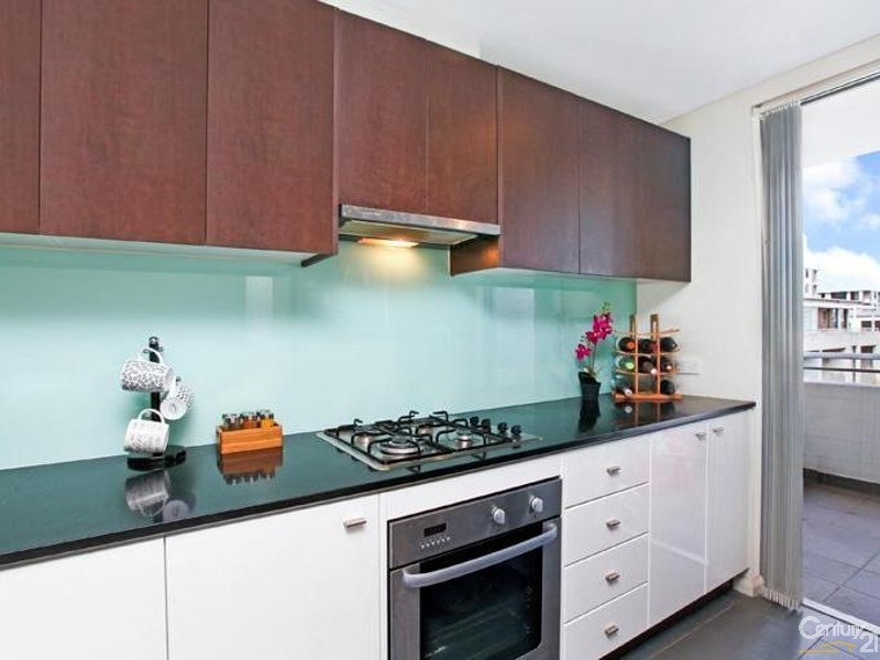 308/3 Stromboli Strait, Wentworth Point NSW 2127