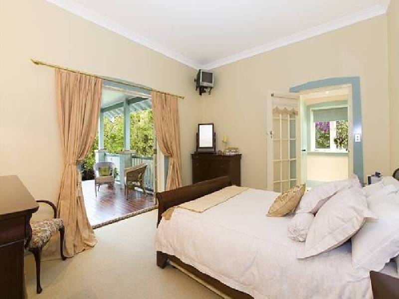 25 Challis Avenue, Turramurra NSW 2074