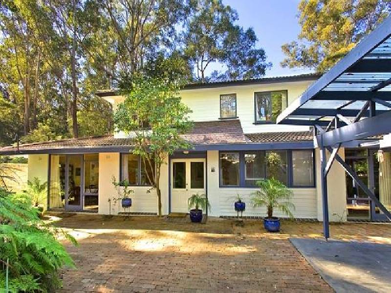 16 Edgewood Place, St Ives NSW 2075