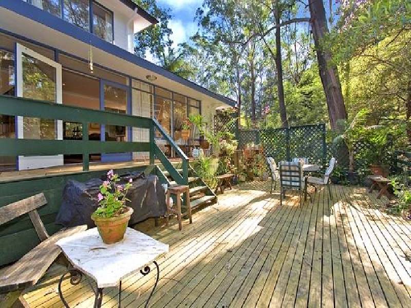 16 Edgewood Place, St Ives NSW 2075