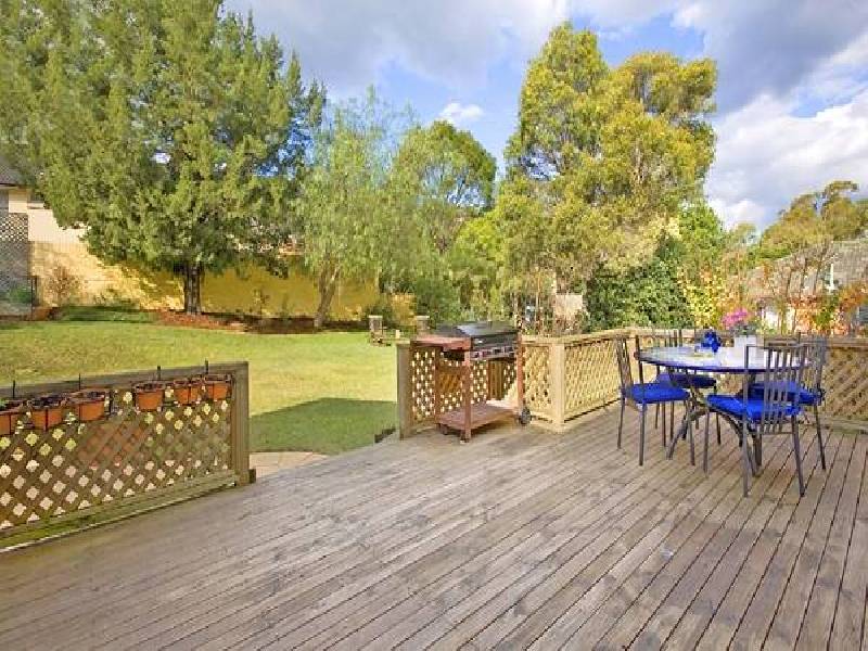 6 Tobruk Avenue, St Ives NSW 2075