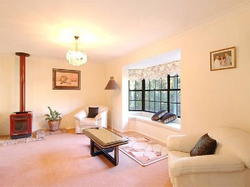 17 Page Avenue, Wahroonga NSW 2076