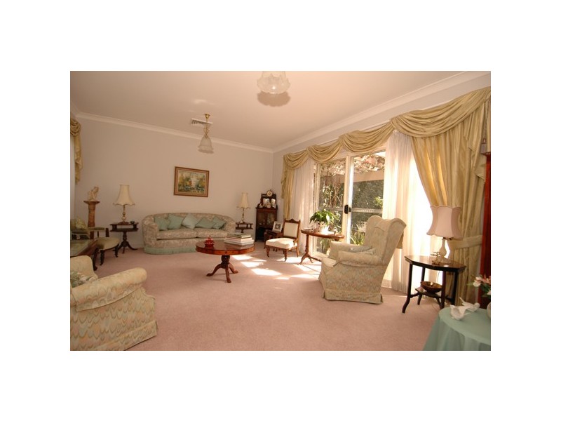 11 Stanley Close, St Ives NSW 2075