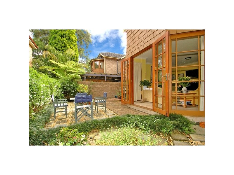 2/12 Stanley Street, St Ives NSW 2075