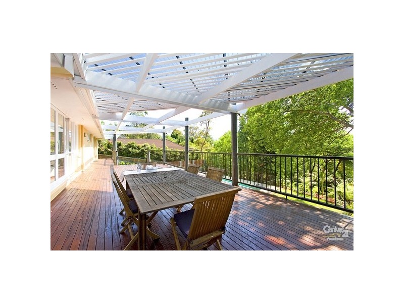 2 Windsor Place, St Ives NSW 2075
