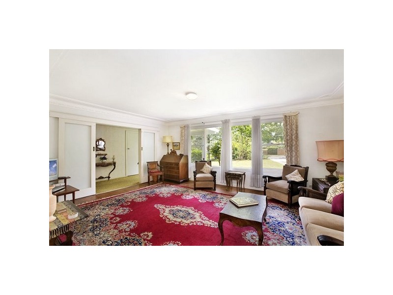 4 Romney Road, St Ives NSW 2075