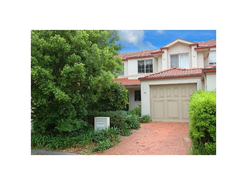 25 Hillcrest Drive, St Ives NSW 2075