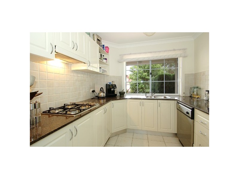 25 Hillcrest Drive, St Ives NSW 2075