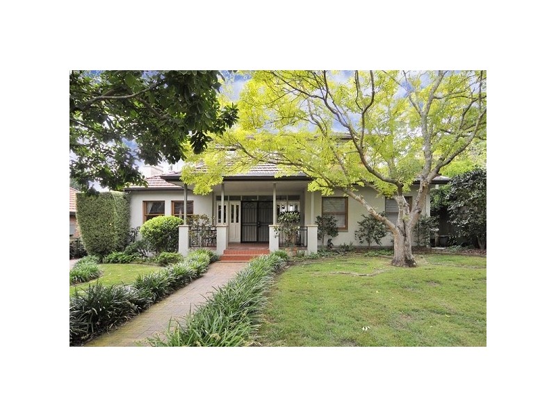 69 Fairlawn Avenue, Turramurra NSW 2074