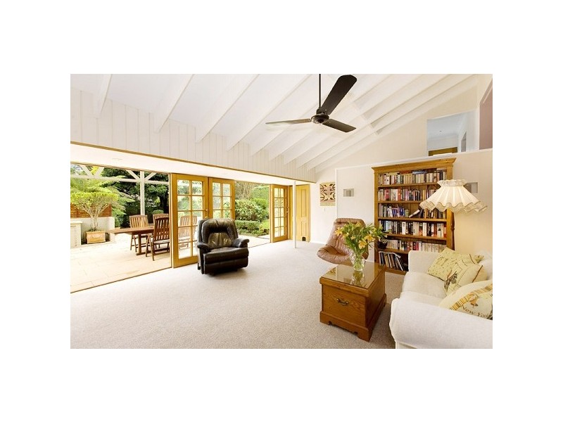 69 Fairlawn Avenue, Turramurra NSW 2074