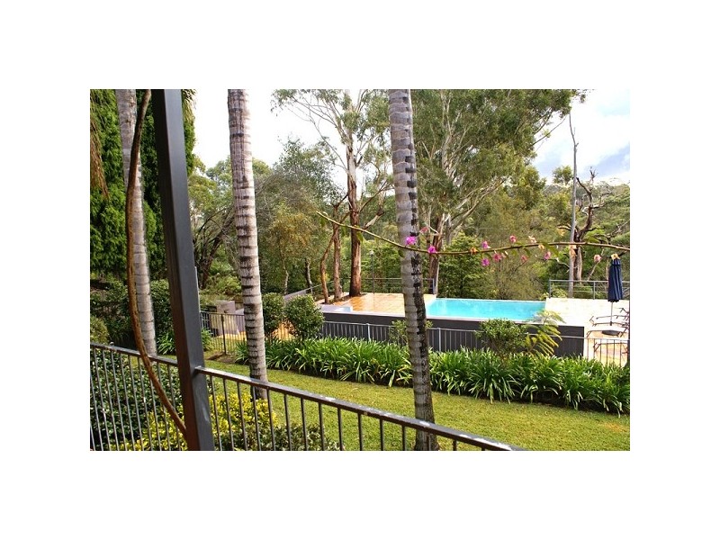 15 Valley Park Crescent, Turramurra NSW 2074