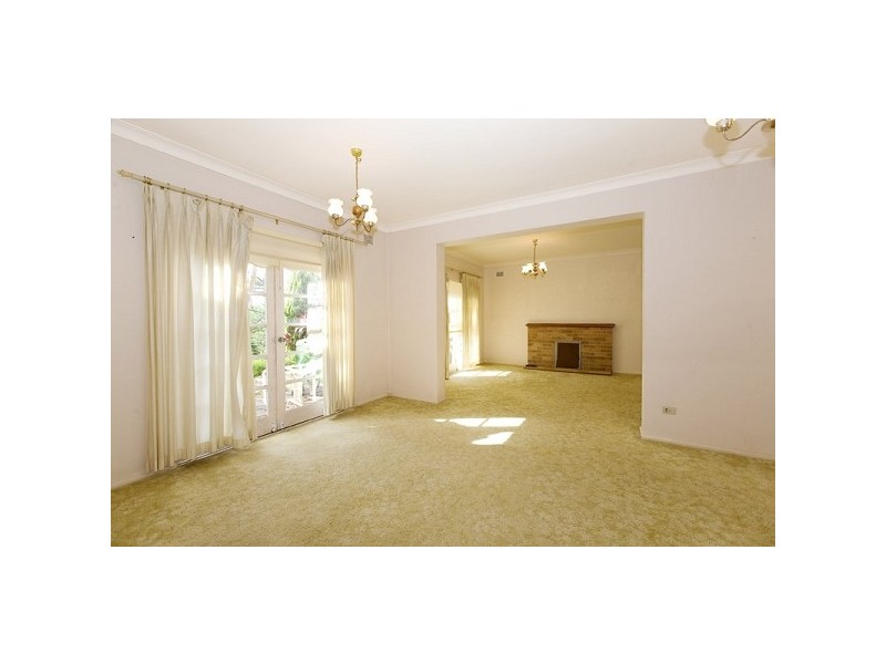 19 Bangalla Street, Warrawee NSW 2074