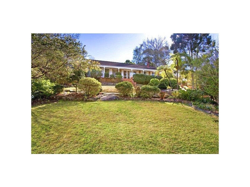 8 Snowden Place, St Ives NSW 2075