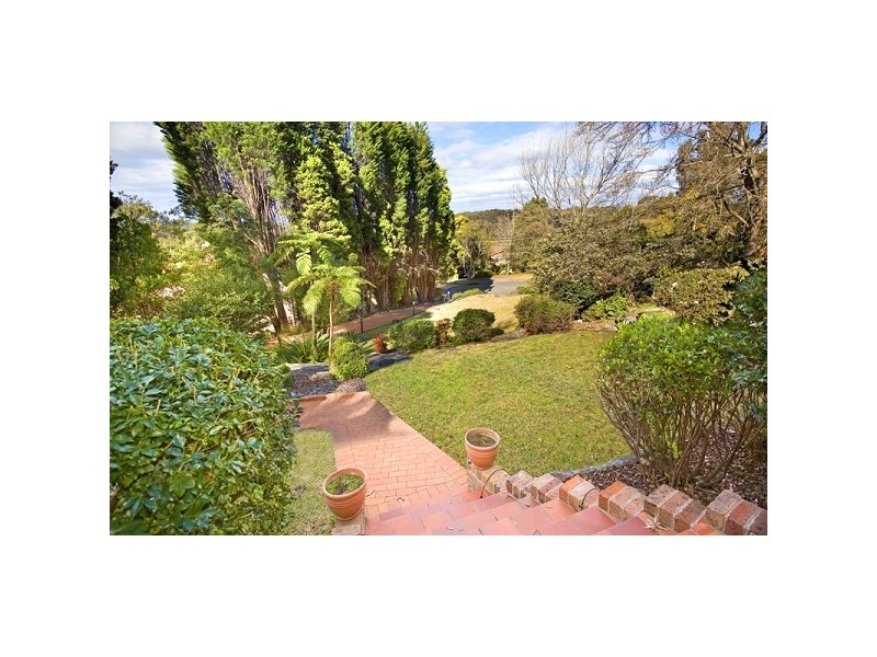 8 Snowden Place, St Ives NSW 2075