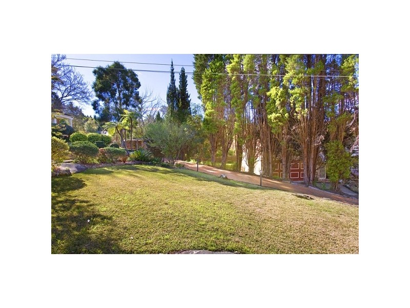 8 Snowden Place, St Ives NSW 2075