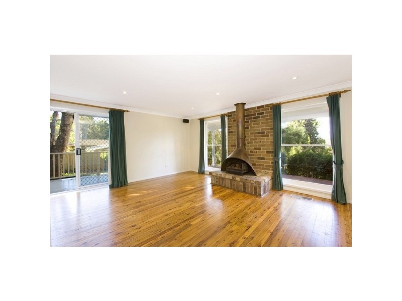 8 Snowden Place, St Ives NSW 2075