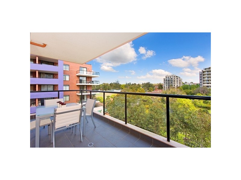 2508/32-36 Orara Street, Waitara NSW 2077