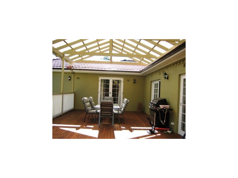 36 Fairlawn Avenue, Turramurra NSW 2074