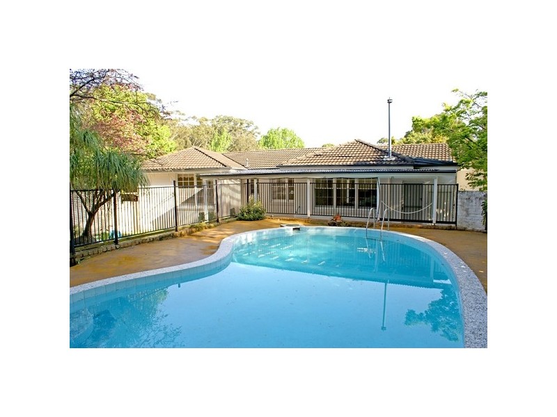 40 Shinfield Avenue, St Ives NSW 2075