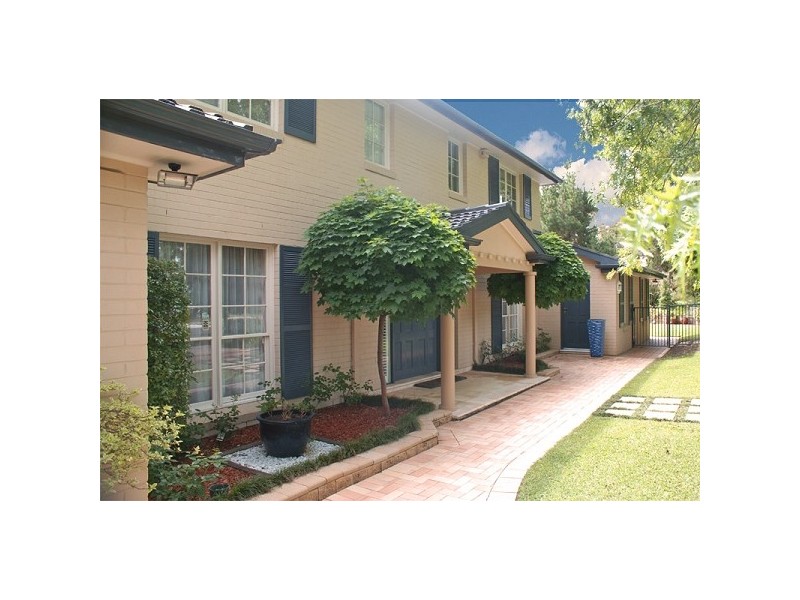 228 Warrimoo Avenue, St Ives NSW 2075