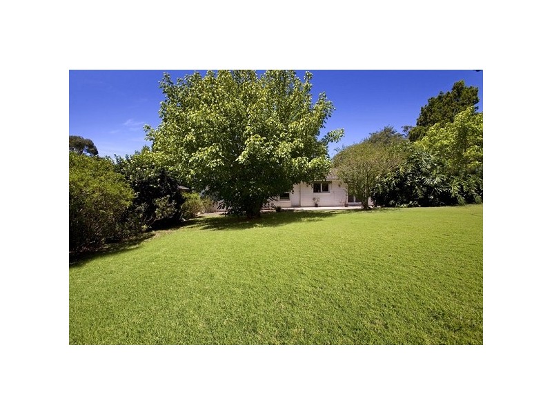 4 Romney Road, St Ives NSW 2075