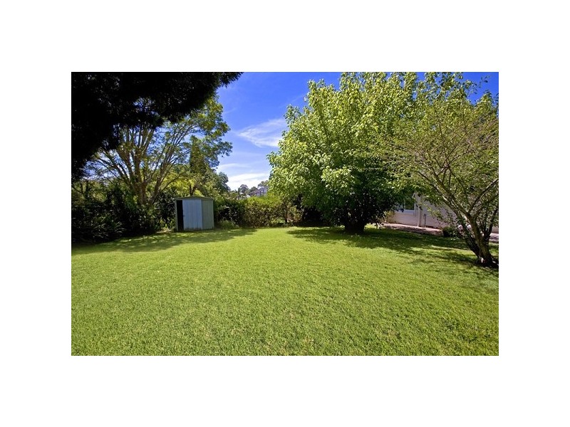 4 Romney Road, St Ives NSW 2075