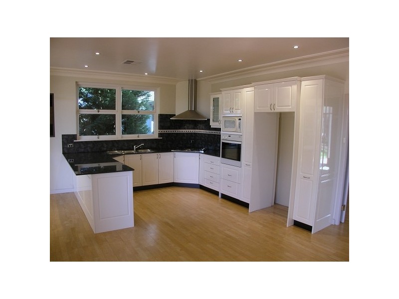 3 Pindari Avenue, Castle Cove NSW 2069