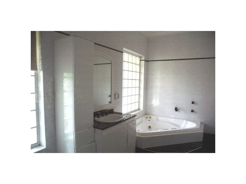 9 Allawah Road, Pymble NSW 2073