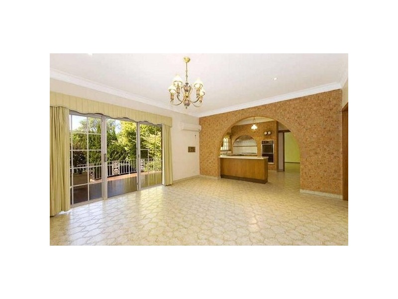 6 Lindsay Close, Pymble NSW 2073