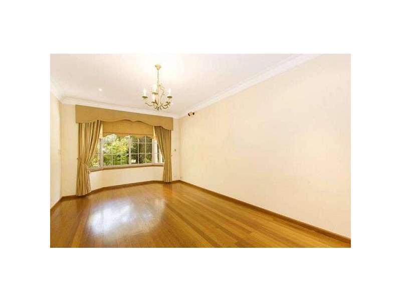 6 Lindsay Close, Pymble NSW 2073