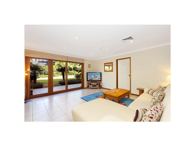 24 Oxley Avenue, St Ives NSW 2075
