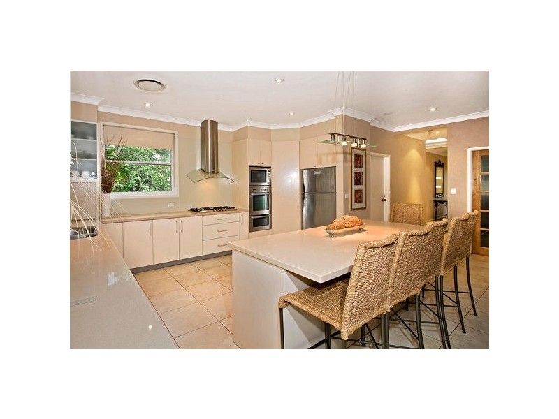 5 Fairview Avenue, St Ives NSW 2075