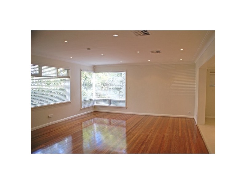 34 Flinders Avenue, St Ives NSW 2075