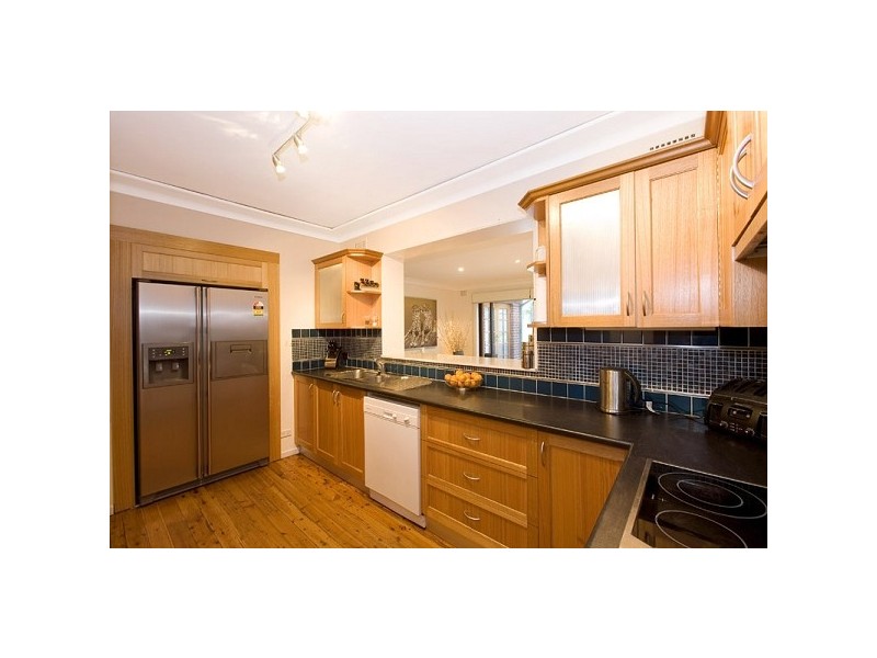 36 Vernon Street, South Turramurra NSW 2074