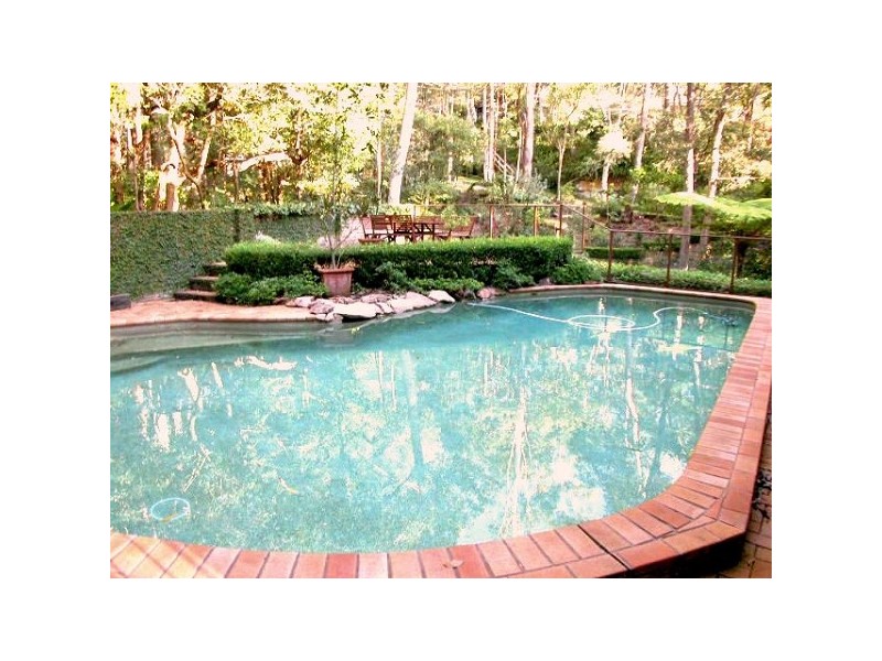 15 Leeds Place, Turramurra NSW 2074