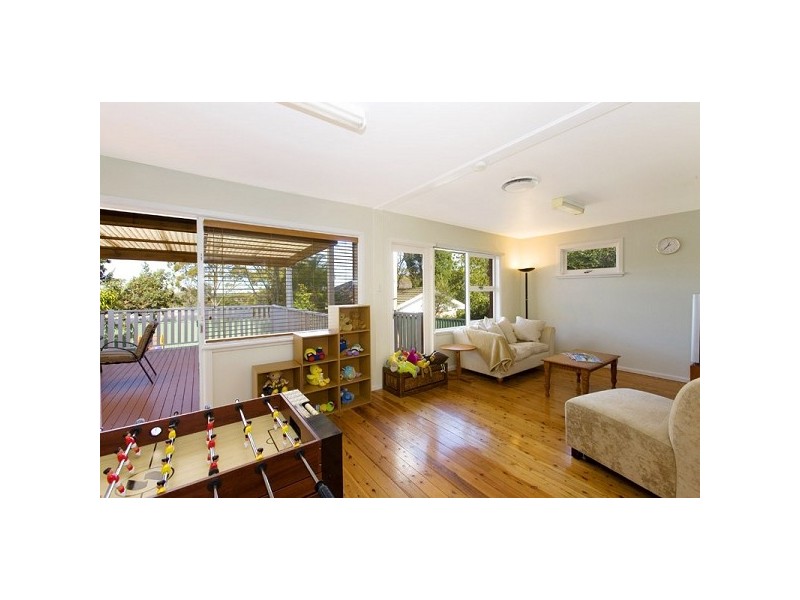 18 Benning Avenue, South Turramurra NSW 2074