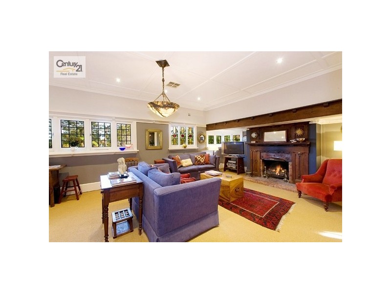 54 Duntroon Ave, Roseville NSW 2069