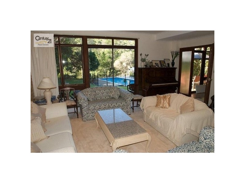 38 Burraneer Avenue, St Ives NSW 2075